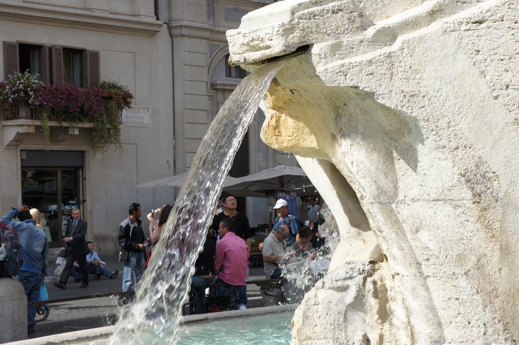 Hotel Navona Ρώμη Εξωτερικό φωτογραφία